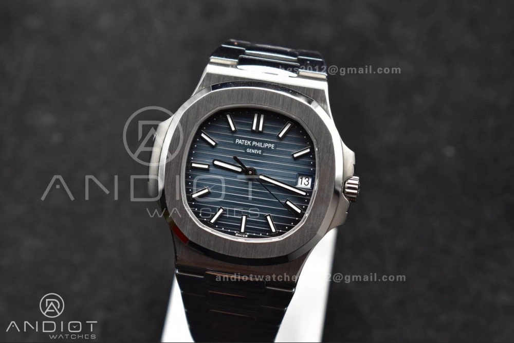 Elegant Nautilus 5711 1A 3KF 1:1 Best Edition Blue Textured Dial on SS Bracelet A324 Super Clone V 364