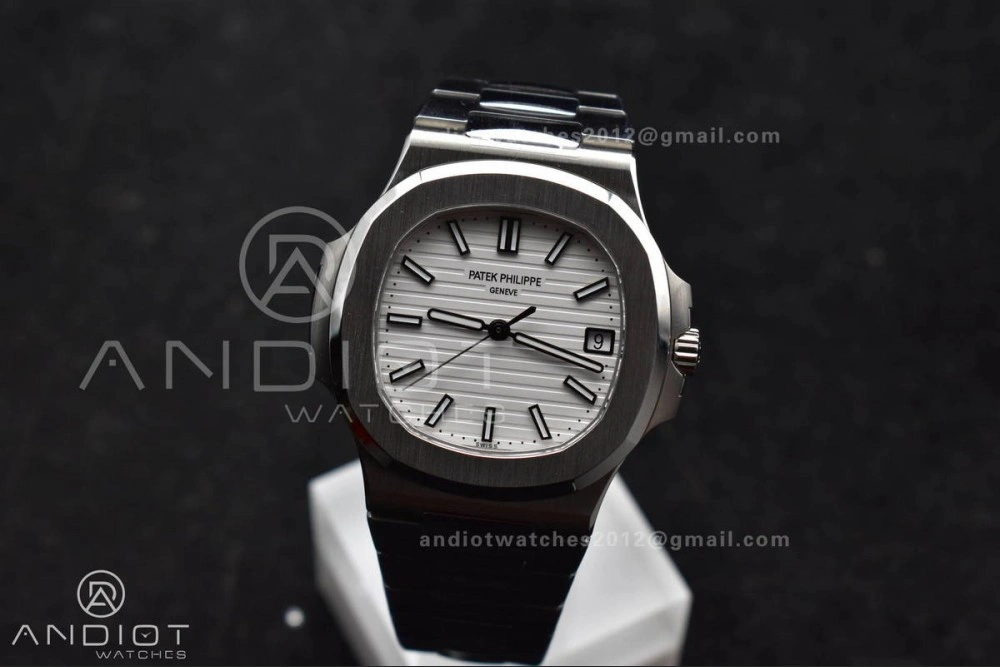 Nautilus 5711 1A 3KF 1:1 Best Edition White Textured Dial on SS Bracelet A324 Super Clone V UrbanStyle 382