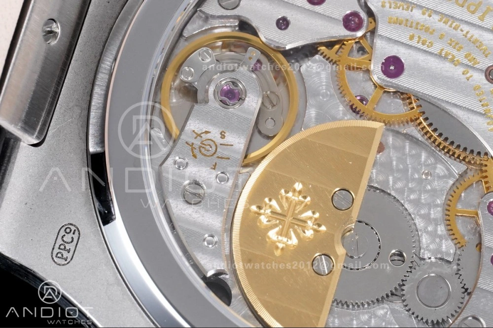 Nautilus 5712 Full Diamonds SS PPF 1:1 Best Edition Gray Dial on Black Leather Strap A240 Super Clone V EasyCare 361