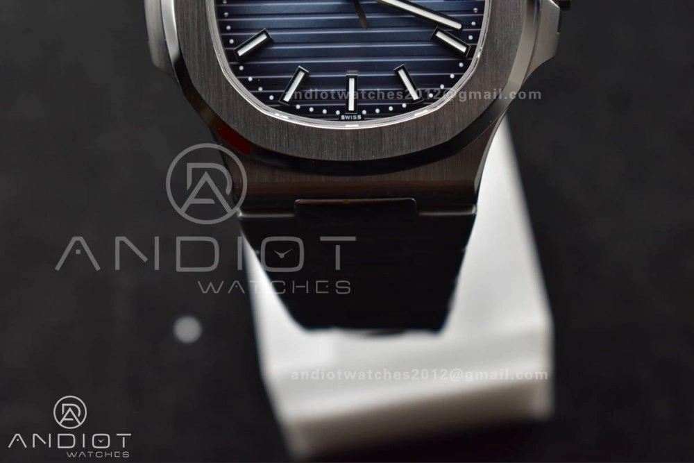 Nautilus 5811 1A 3KF 1:1 Best Edition Blue Textured Dial on SS Bracelet A330 Super Clone Functional 379