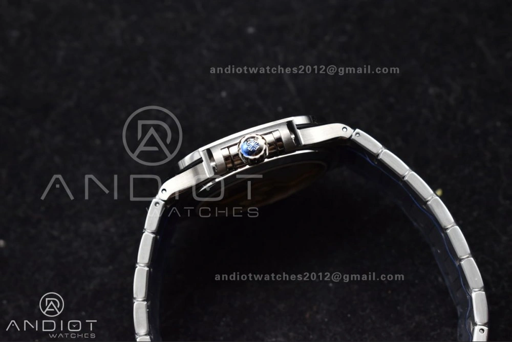 Trendsetting Nautilus 7118 3KF 1:1 Best Edition Blue Textured Dial on SS Bracelet A324 Super Clone V 362