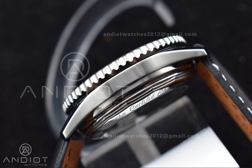 Lightweight Navitimer 1 SS 43mm BLS 1:1 Best Edition Black Dial on Leather Bracelet A 916