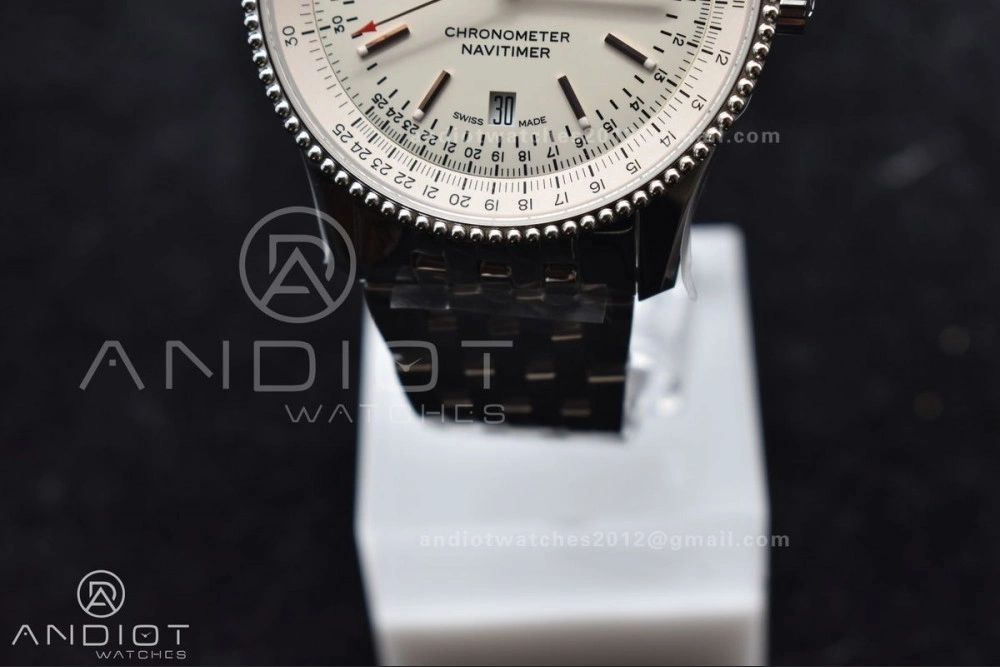 Tailored Navitimer 1 SS V7F 1:1 Best Edition RG Bezel White Dial on SS Bracelet A 923