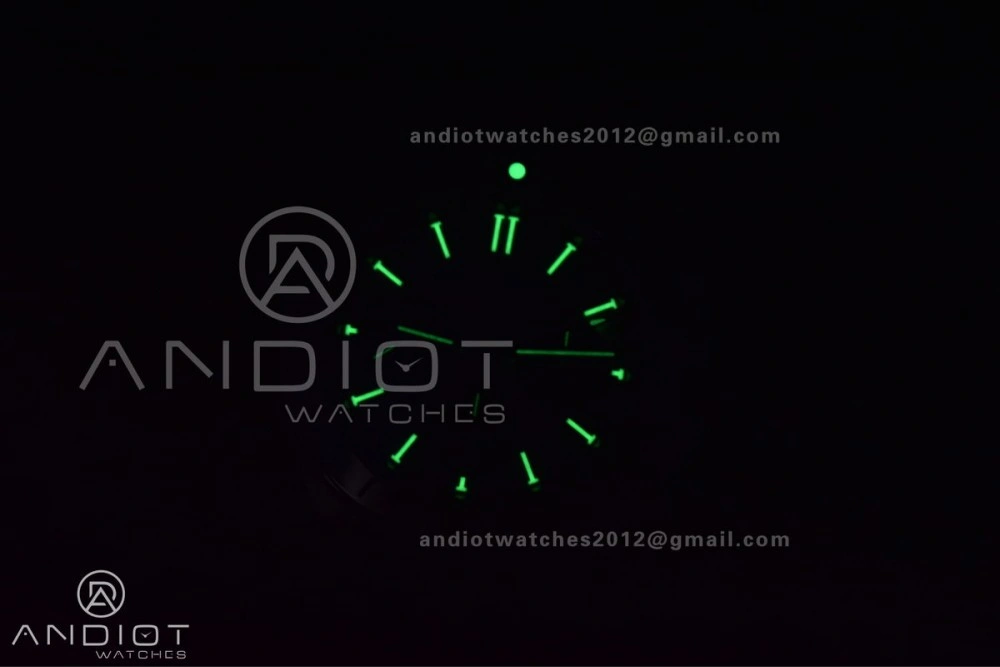 Navitimer B01 Chrono 43mm 1:1 Best Version SS LE L-Green Blk BLS A Durable 183