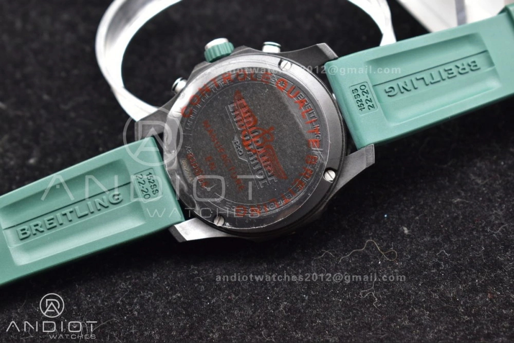 Versatile OF Factory Breilting Endurance Pro 44mm Green 922