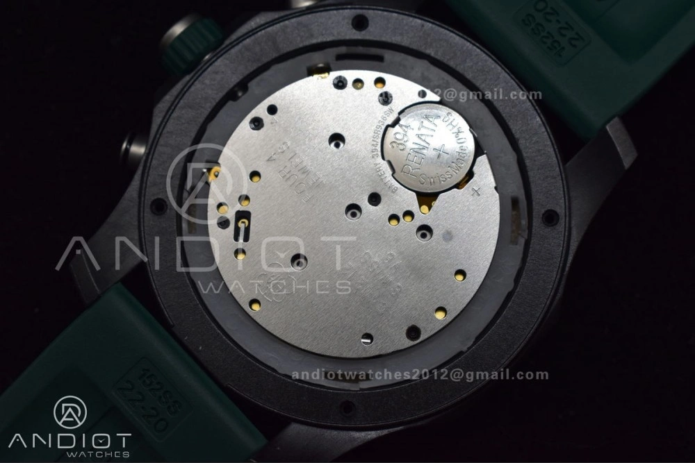 Versatile OF Factory Breilting Endurance Pro 44mm Green 922