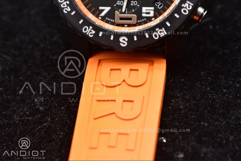 Refined OF Factory Breilting Endurance Pro 44mm 919