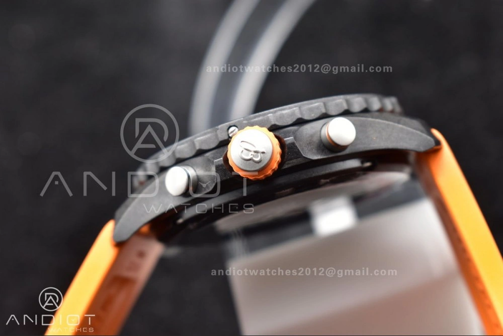 Refined OF Factory Breilting Endurance Pro 44mm 919