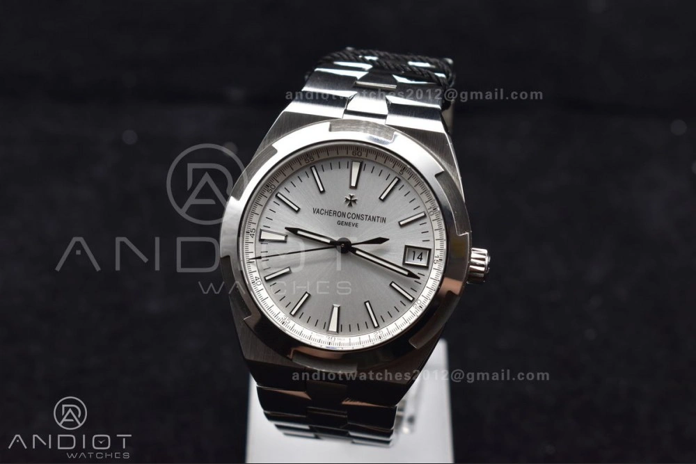 Fashionable Overseas 4500V SS ZF 1:1 Best Edition Silver Dial on SS Bracelet A 1287