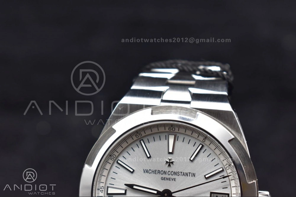 TravelReady Overseas 4500V SS ZF 1:1 Best Edition Silver Dial on SS Bracelet A 924