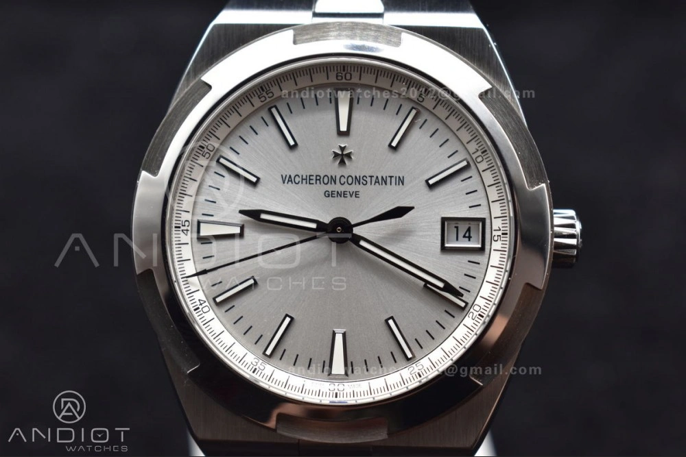 TravelReady Overseas 4500V SS ZF 1:1 Best Edition Silver Dial on SS Bracelet A 924
