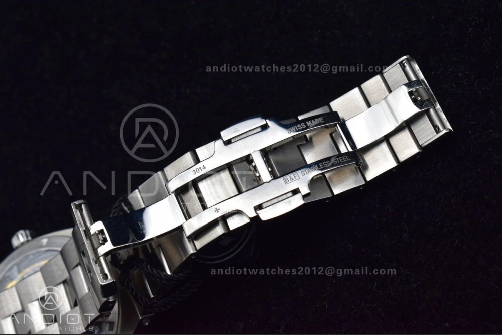 TravelReady Overseas 4500V SS ZF 1:1 Best Edition Silver Dial on SS Bracelet A 924
