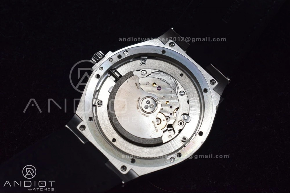 Overseas SS 8F Maker Black Dial on Black Rubber Strap GoodFit 932
