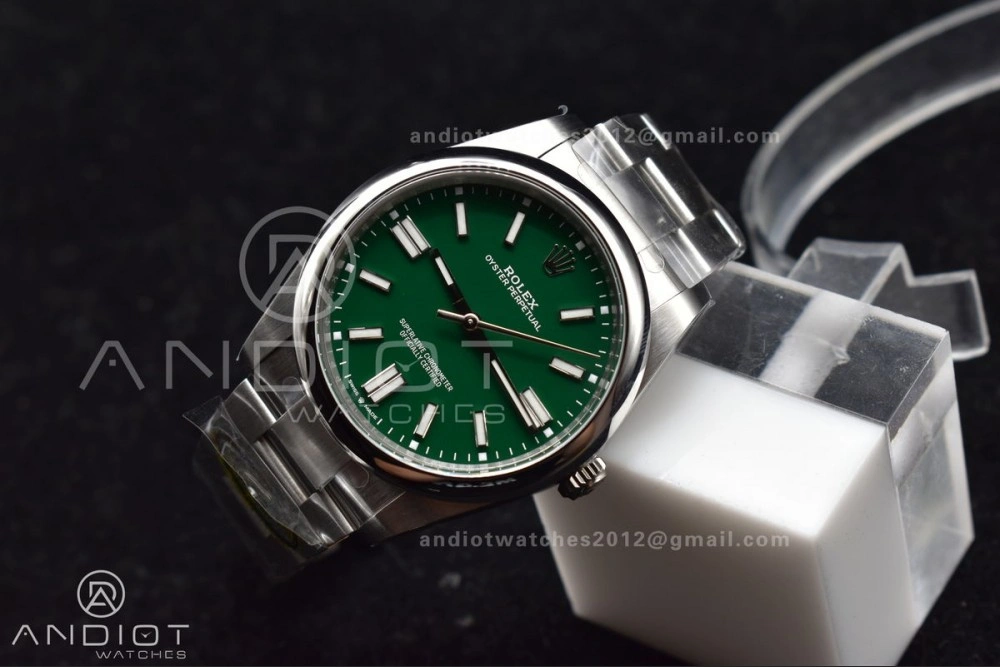 Affordable Oyster Perpetual 124300 41mm Clean 1:1 Best Edition 904L Steel Green Dial VR 934