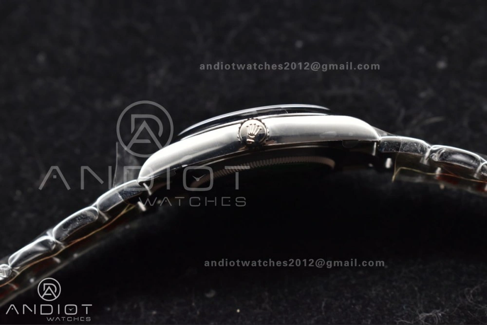 Oyster Perpetual 124300 41mm Clean 1:1 Best Edition 904L Steel Red Dial VR Versatile 938
