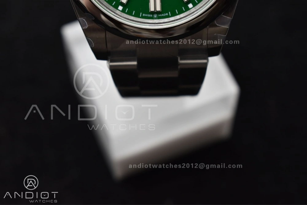 Oyster Perpetual 124300 41mm DIWF 1:1 Best Edition 904L Steel Green Dial A Tailored 942