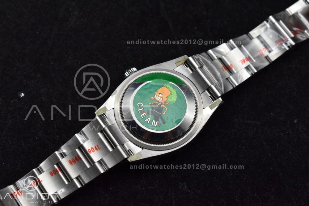 Popular Oyster Perpetual 126000 36mm Clean 1:1 Best Edition 904L Steel Red Dial VR 956