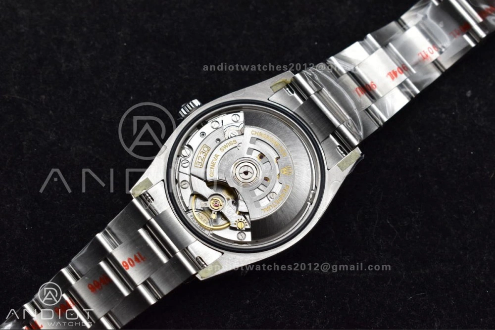 Popular Oyster Perpetual 126000 36mm Clean 1:1 Best Edition 904L Steel Red Dial VR 956