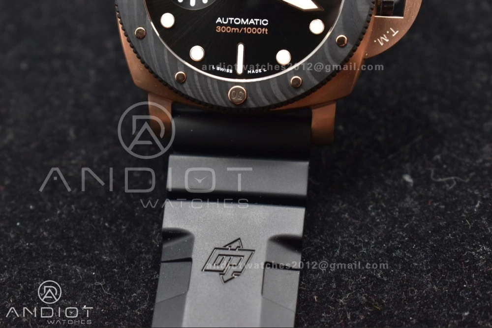 PAM1070 W SBF 1:1 Best Edition Black Dial on Black Rubber Strap P Unisex 434