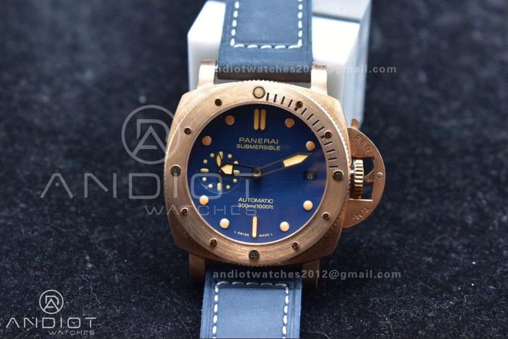Versatile PAM1074 W Bronzo VSF 1:1 Best Edition Blue Dial on Blue Calfskin Strap P.900 Clone 331