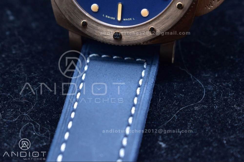 Versatile PAM1074 W Bronzo VSF 1:1 Best Edition Blue Dial on Blue Calfskin Strap P.900 Clone 331