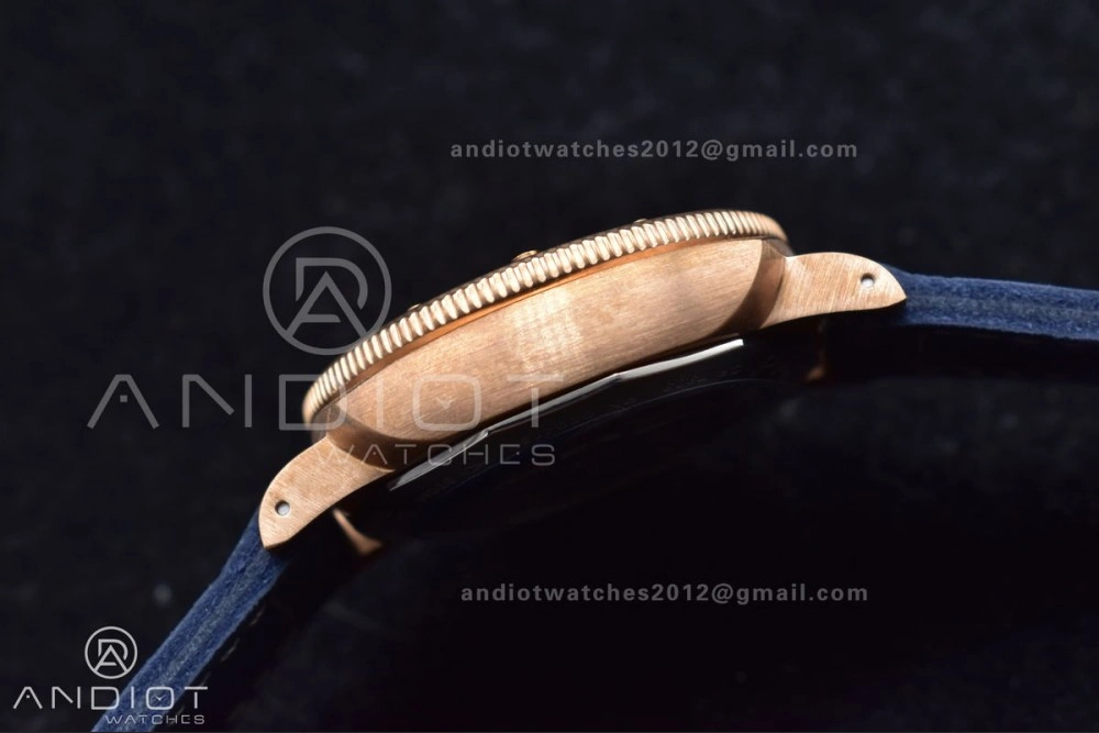Versatile PAM1074 W Bronzo VSF 1:1 Best Edition Blue Dial on Blue Calfskin Strap P.900 Clone 331
