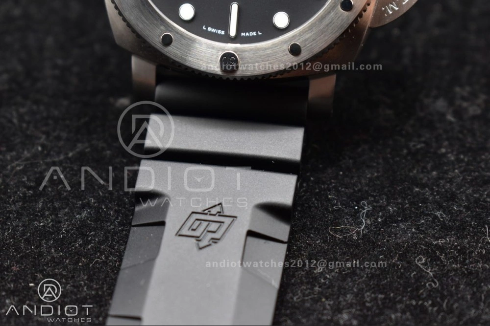 Sleek PAM1229 Y SBF 1:1 Best Edition Black Dial on Black Rubber Strap P 323