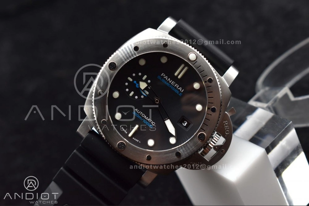 Sleek PAM1229 Y SBF 1:1 Best Edition Black Dial on Black Rubber Strap P 323
