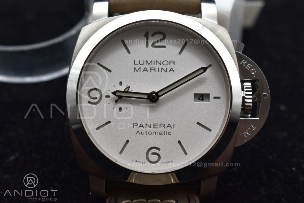 PAM1314 VSF 1:1 Best Edition on Asso Leather Strap P ZipUp 982
