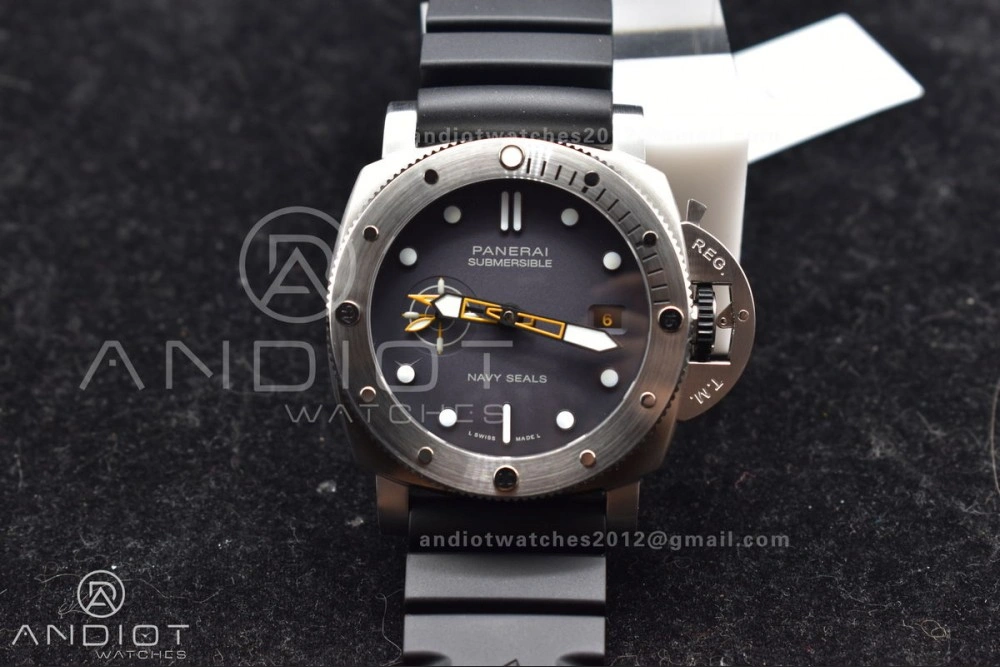Unique PAM1323 VSF 1:1 Best Edition Grey Dial On Black Rubber Strap P 988