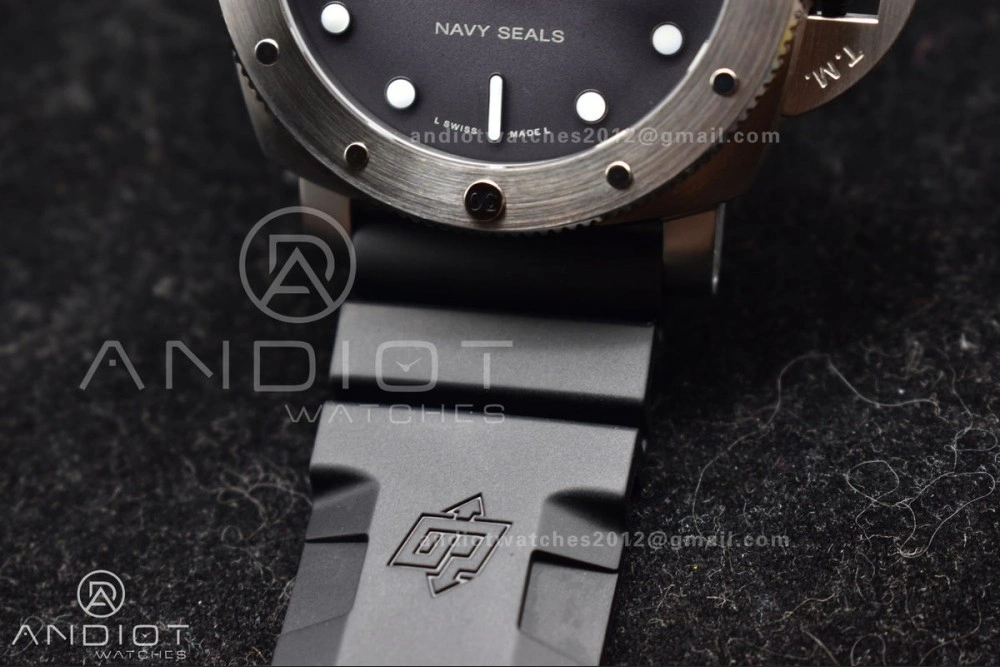 Unique PAM1323 VSF 1:1 Best Edition Grey Dial On Black Rubber Strap P 988