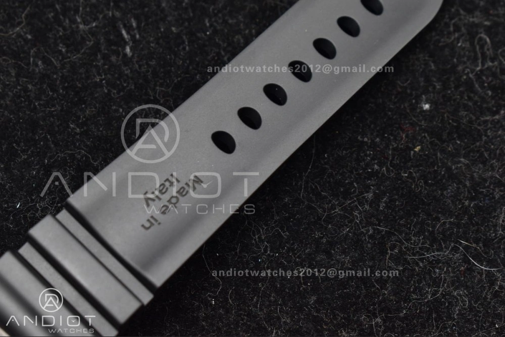 EyeCatching PAM1324 Carbotech VSF 1:1 Best Edition Black Dial On Black Rubber Strap P 985