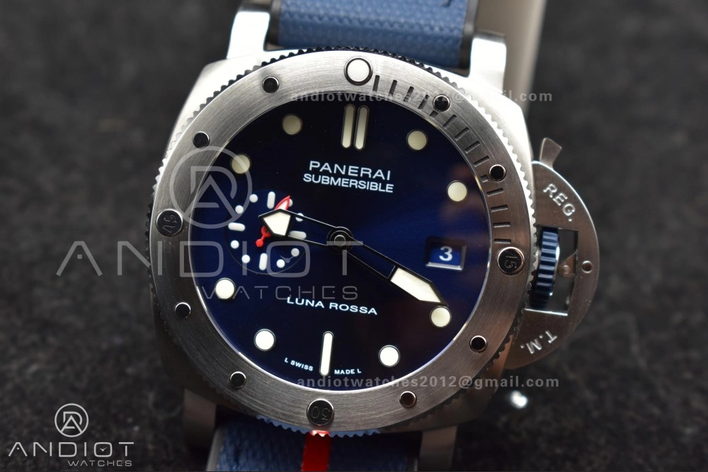 PAM1391 Luna Rossa Submersible VSF 1:1 Best Edition on Blue Fabric Strap P Bright 340