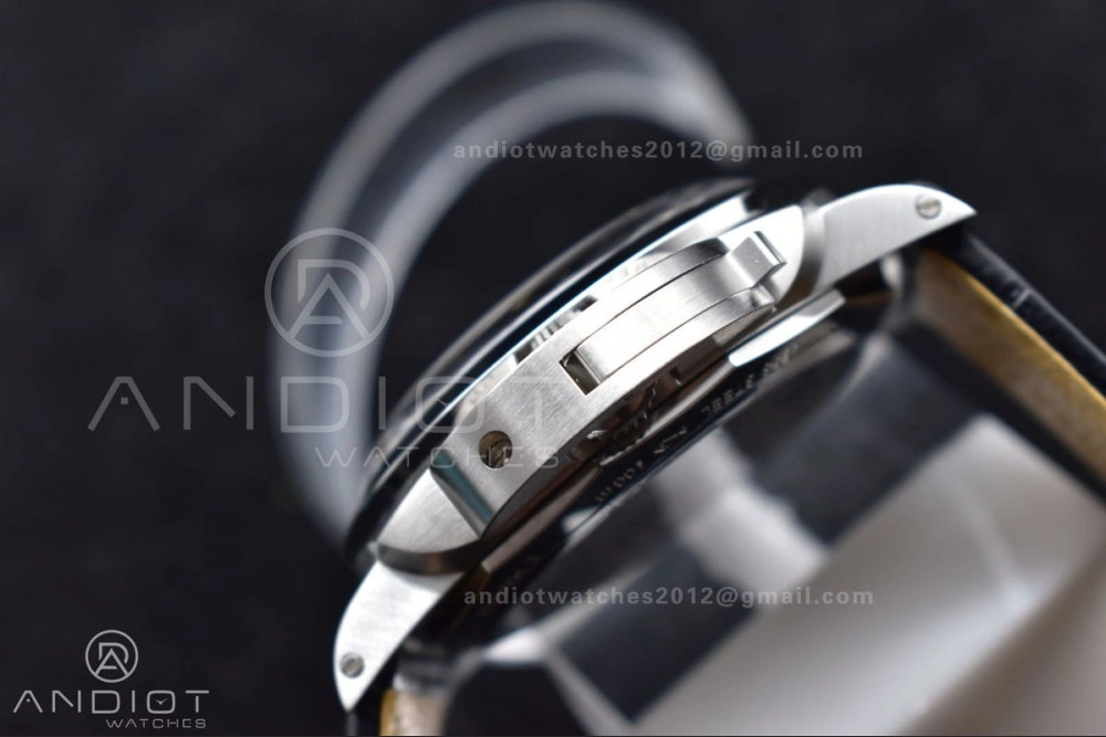 PAM217 H XF 1:1 Best Edition Superlumed Dial on Black Leather Strap A6497 with Y-Incabloc Sleek 993