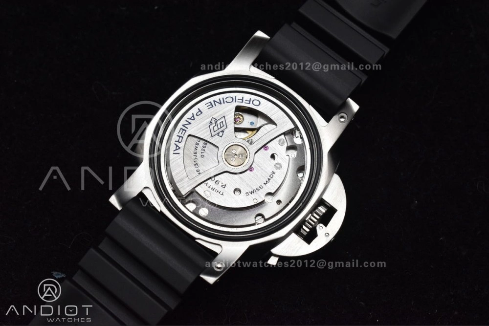 Resilient PAM2223 Submersible 42mm VSF Best Edition White Dial on Black Rubber Strap P 347
