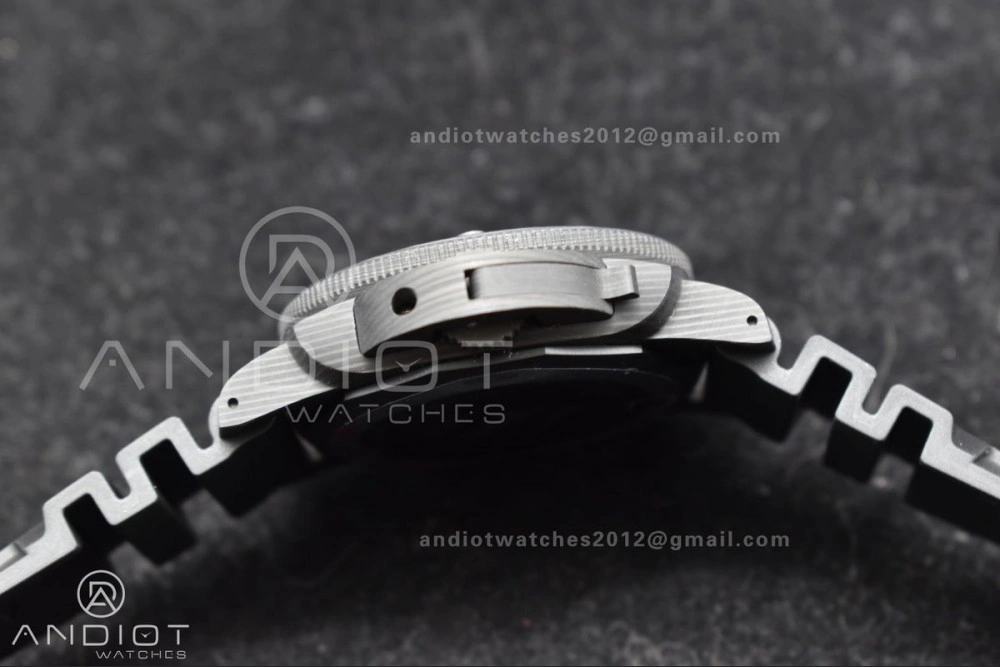 Practical PAM2231 Carbotech 42mm VSF Best Edition Black Dial on Rubber Strap P.900 Clone 343