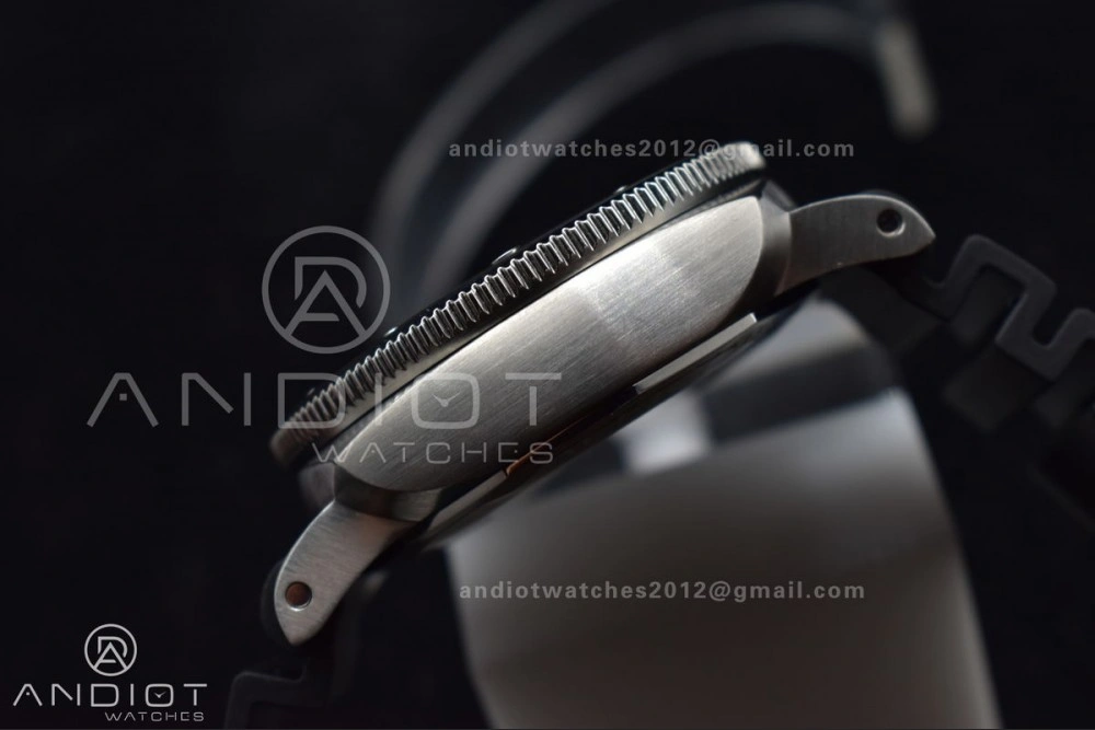 ZeroBulk PAM683 Y SBF 1:1 Best Edition Black Dial on Black Rubber Strap XXXIV 459