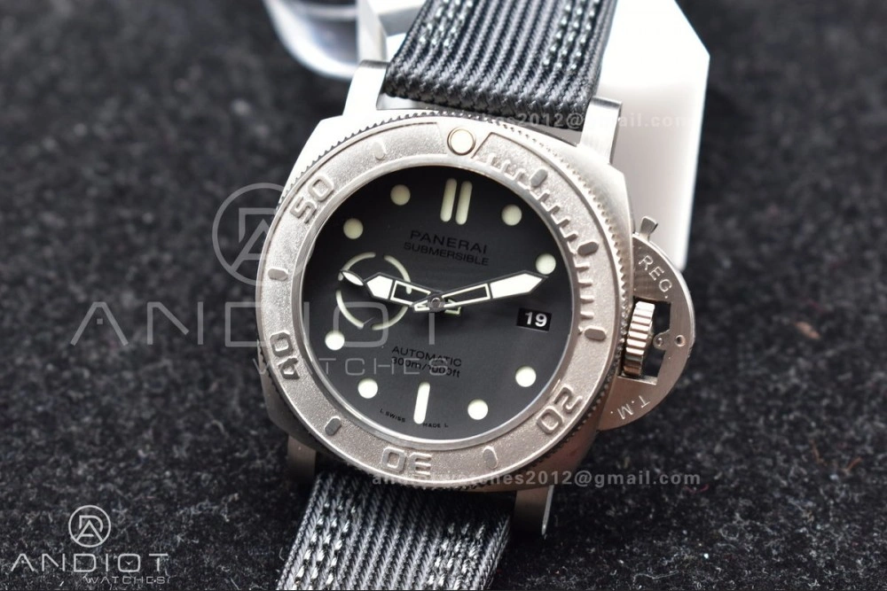 PAM984 Mike Horn Submersible VSF 1:1 Best Edition Black Dial on Black Nylon Strap P.9010 Clone TechFriendly 996