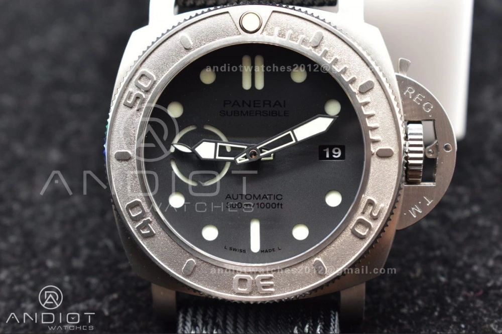 PAM984 Mike Horn Submersible VSF 1:1 Best Edition Black Dial on Black Nylon Strap P.9010 Clone TechFriendly 996