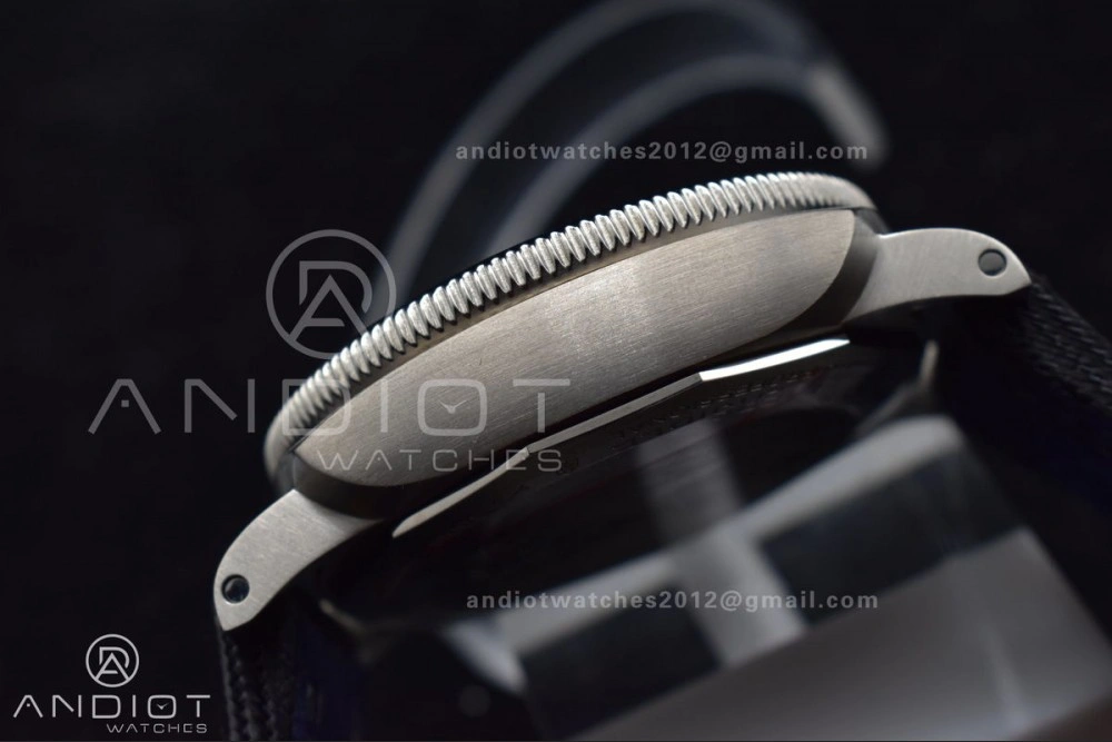 PAM984 Mike Horn Submersible VSF 1:1 Best Edition Black Dial on Black Nylon Strap P.9010 Clone TechFriendly 996