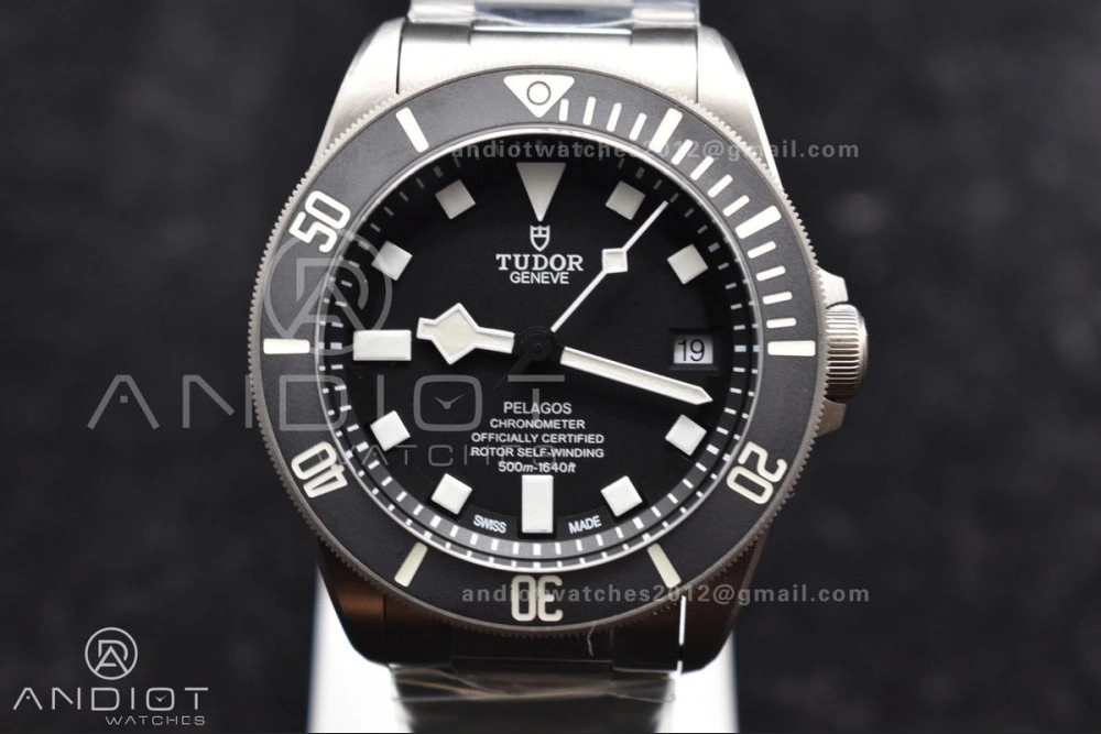 QuickDry Pelagos Titanium Black Ceramic XF 1:1 Best Edition Black Dial on Titanium Bracelet A 1013