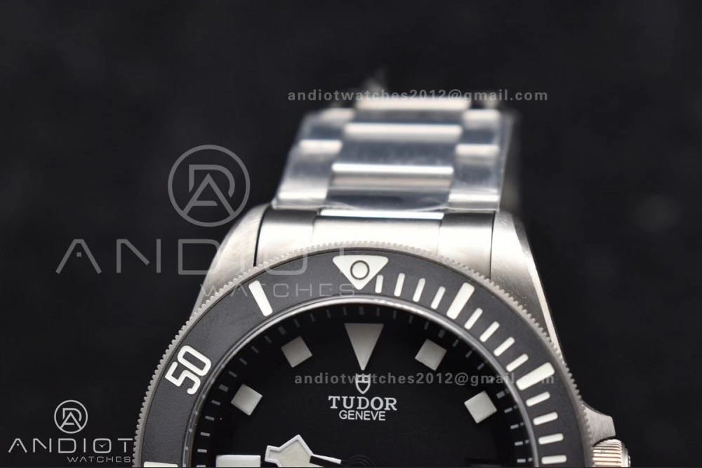QuickDry Pelagos Titanium Black Ceramic XF 1:1 Best Edition Black Dial on Titanium Bracelet A 1013