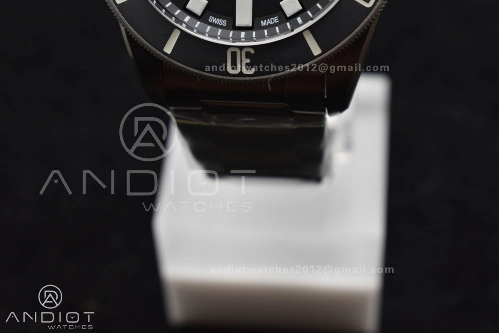 QuickDry Pelagos Titanium Black Ceramic XF 1:1 Best Edition Black Dial on Titanium Bracelet A 1013