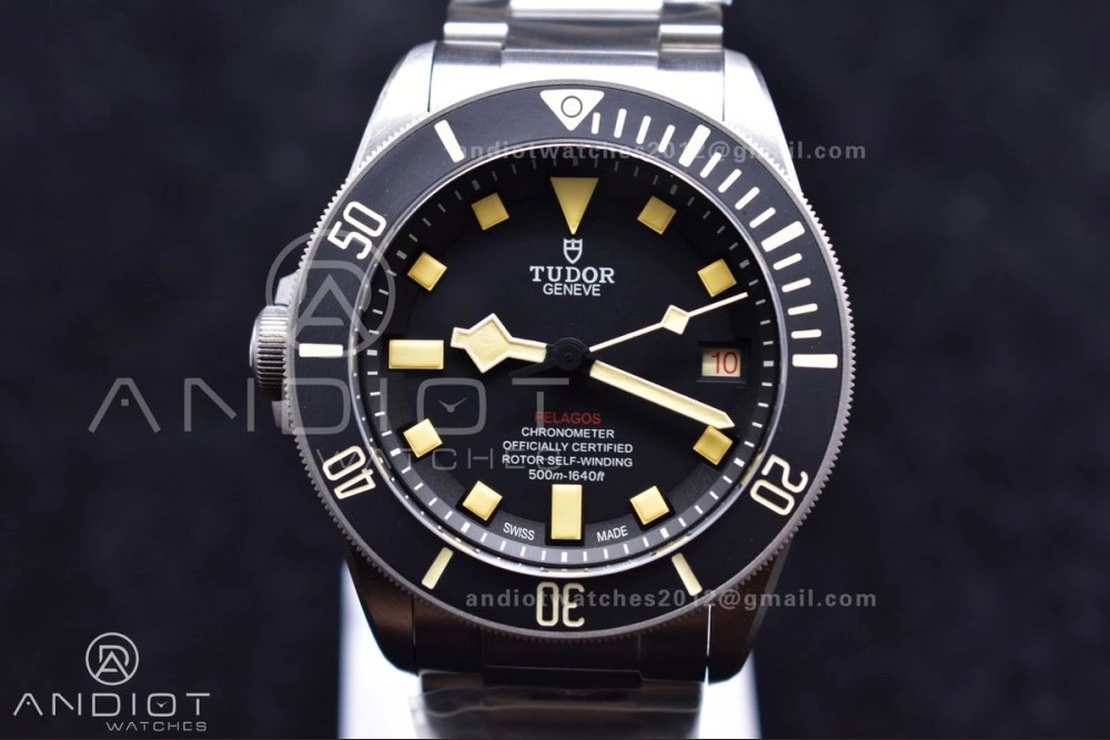 Pelagos Titanium LHD XF 1:1 Best Edition Black Dial on Titanium Bracelet A Efficient 1015