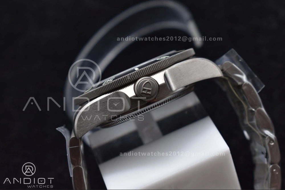 Pelagos Titanium LHD XF 1:1 Best Edition Black Dial on Titanium Bracelet A Efficient 1015