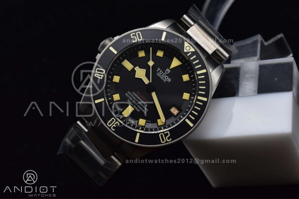 Pelagos Titanium LHD XF 1:1 Best Edition Black Dial on Titanium Bracelet A Efficient 1015