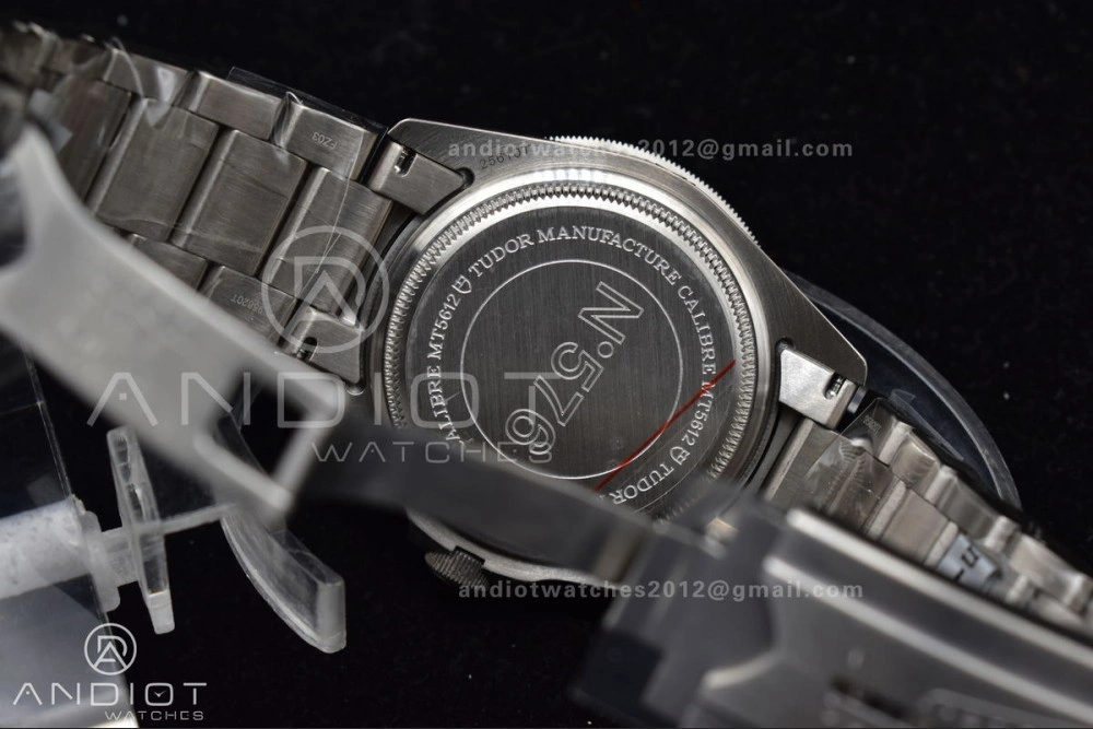 Pelagos Titanium LHD XF 1:1 Best Edition Black Dial on Titanium Bracelet A Efficient 1015