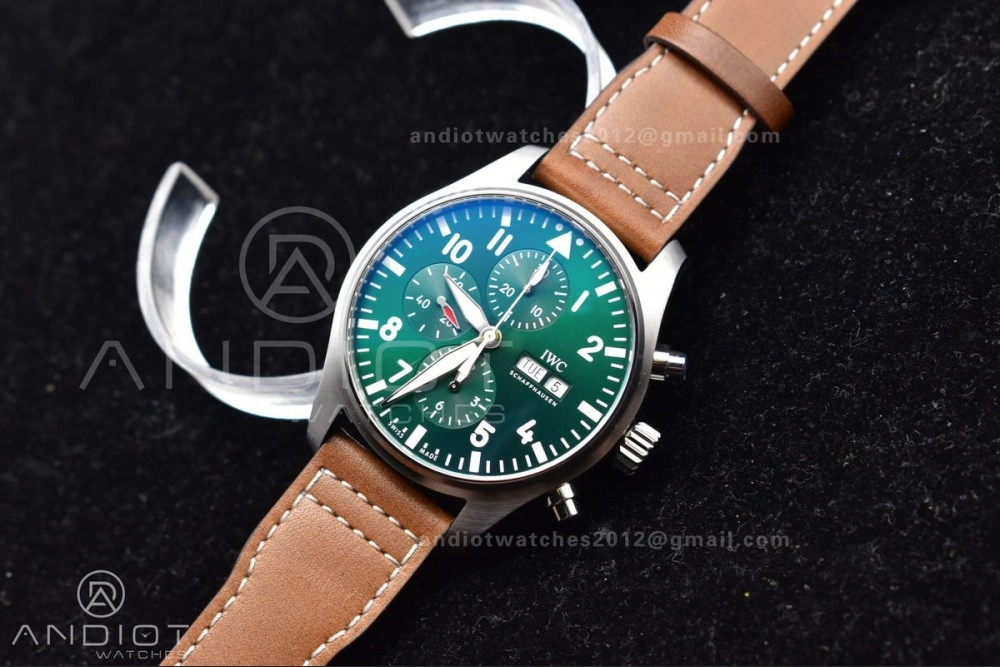Pilot Chronograph IW377726 ZF 1:1 Best Edition Green Dial on Brown Leather Strap A7750 V Sustainable 1001