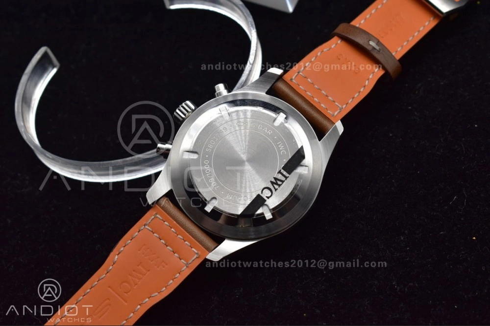 Pilot Chronograph IW377726 ZF 1:1 Best Edition Green Dial on Brown Leather Strap A7750 V Sustainable 1001
