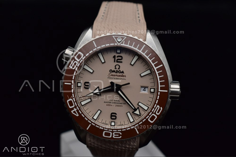 Snug Planet Ocean 43.5mm SS VSF 1:1 Best Edition Brown Bezel Sand Dial on Sand Rubber Strap A8900 Super Clone 40